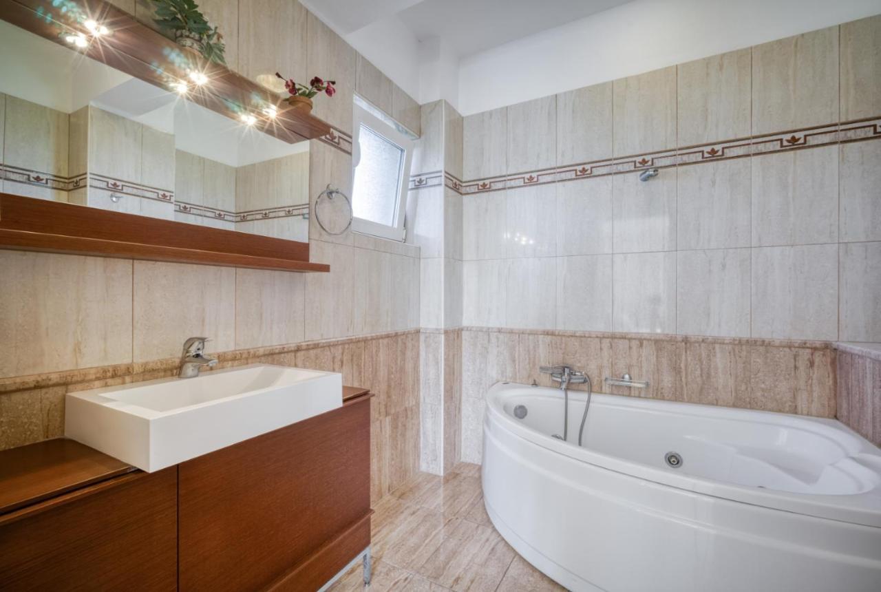Villa Zafira Принос Экстерьер фото